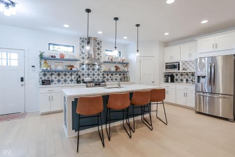 2043 Columbia Avenue Indianapolis IN 46202