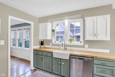 928 N Graham Avenue Indianapolis IN 46219