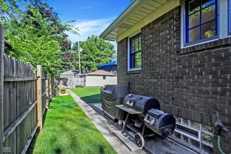 928 N Graham Avenue Indianapolis IN 46219