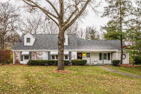 858 Meadowbrook Court Indianapolis IN 46240