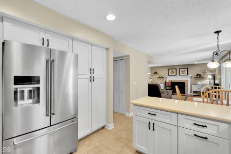 13077 Lansdowne Drive Fishers IN 46038