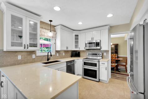 13077 Lansdowne Drive Fishers IN 46038