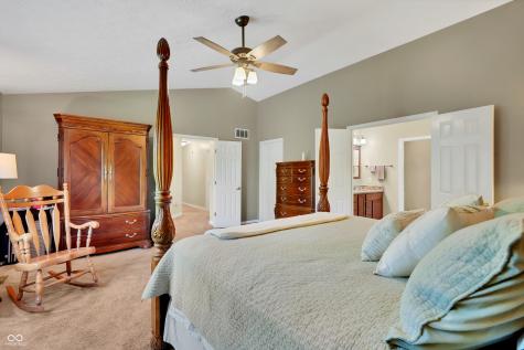 13077 Lansdowne Drive Fishers IN 46038