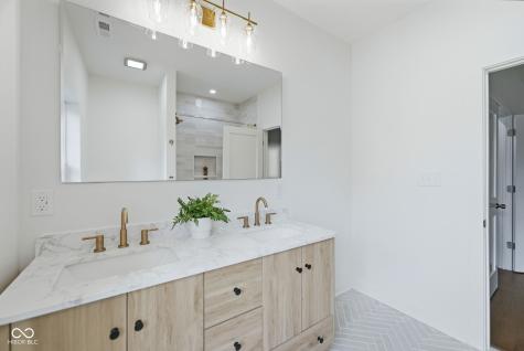 4714 N Kenwood Avenue Indianapolis IN 46208