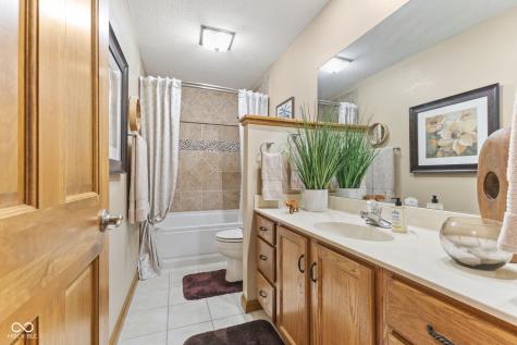 7832 Islay Road Indianapolis IN 46217
