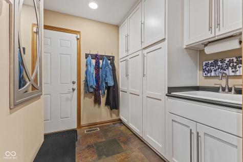 7832 Islay Road Indianapolis IN 46217