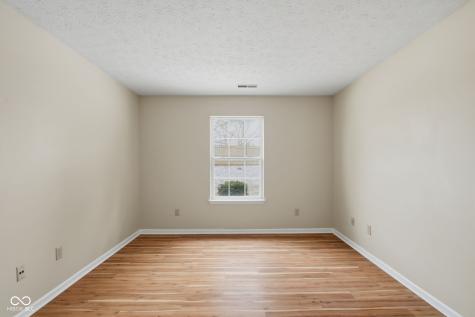 14649 Meadowcreek Drive Carmel IN 46033