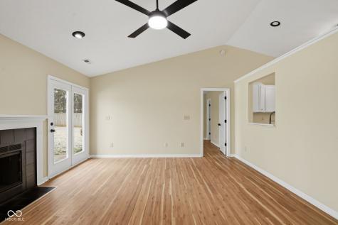 14649 Meadowcreek Drive Carmel IN 46033