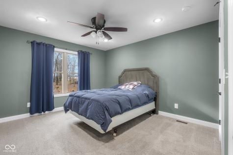 737 Enos Road Seymour IN 47274