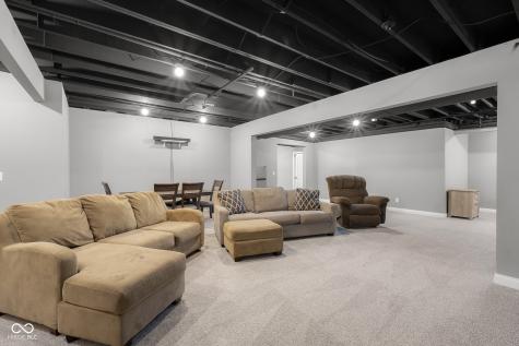 737 Enos Road Seymour IN 47274