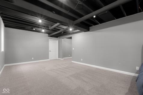 737 Enos Road Seymour IN 47274