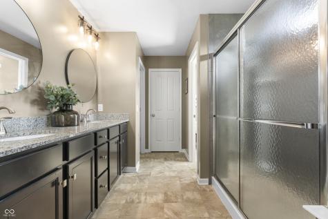 7811 Ringtail Circle Zionsville IN 46077