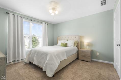 7811 Ringtail Circle Zionsville IN 46077