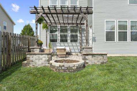 7811 Ringtail Circle Zionsville IN 46077