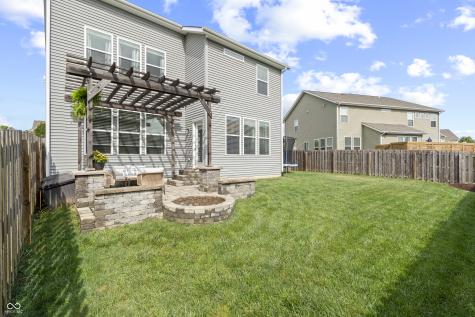 7811 Ringtail Circle Zionsville IN 46077