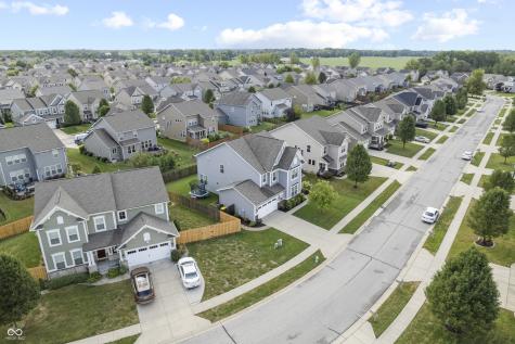 7811 Ringtail Circle Zionsville IN 46077