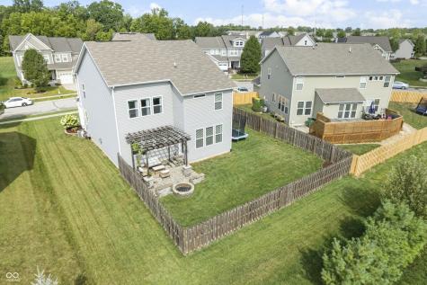 7811 Ringtail Circle Zionsville IN 46077