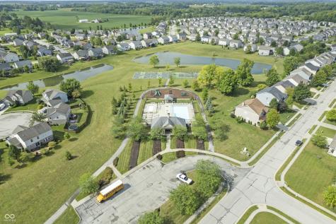 7811 Ringtail Circle Zionsville IN 46077