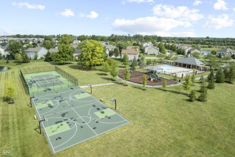 7811 Ringtail Circle Zionsville IN 46077