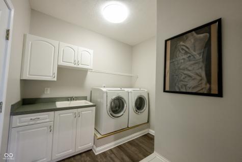 7844 N Timber Run Court Indianapolis IN 46256