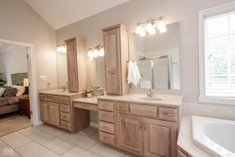 7844 N Timber Run Court Indianapolis IN 46256