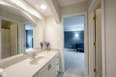 7844 N Timber Run Court Indianapolis IN 46256