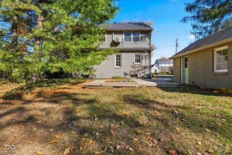 280 S 9th Street Zionsville IN 46077