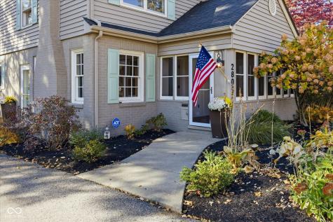 280 S 9th Street Zionsville IN 46077