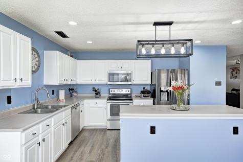 6545 Newstead Drive Indianapolis IN 46217