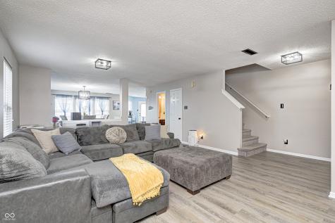 6545 Newstead Drive Indianapolis IN 46217