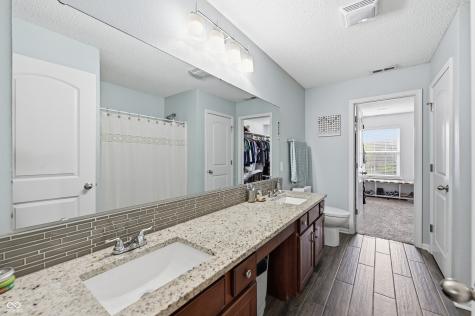 5153 Choctaw Ridge Drive Indianapolis IN 46239