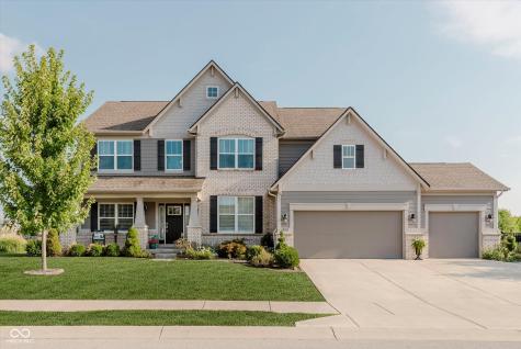 2449 Stonehaven Drive Avon IN 46123