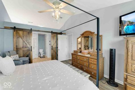 10685 Swan Court Indianapolis IN 46231