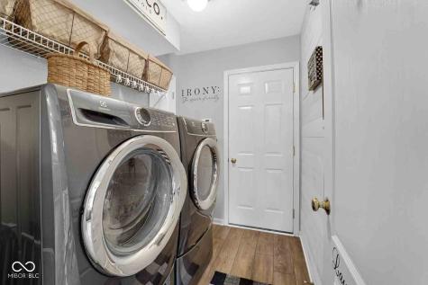 10685 Swan Court Indianapolis IN 46231