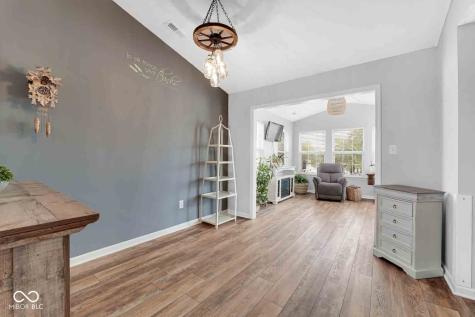10685 Swan Court Indianapolis IN 46231