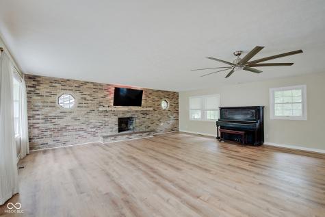 3638 Woodcliff Drive Indianapolis IN 46203