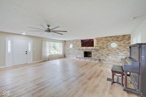 3638 Woodcliff Drive Indianapolis IN 46203
