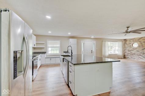 3638 Woodcliff Drive Indianapolis IN 46203