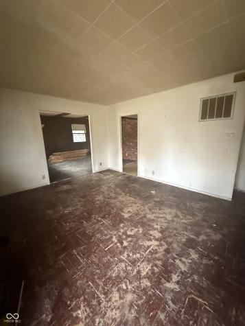 1912 E 66th Street Indianapolis IN 46220