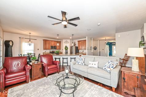 502 Elnora Lane Westfield IN 46074