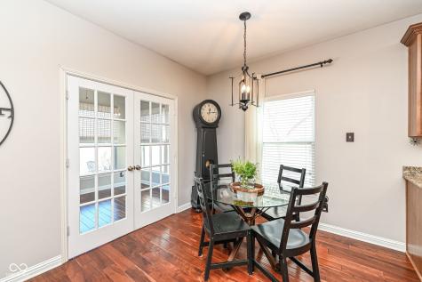 502 Elnora Lane Westfield IN 46074