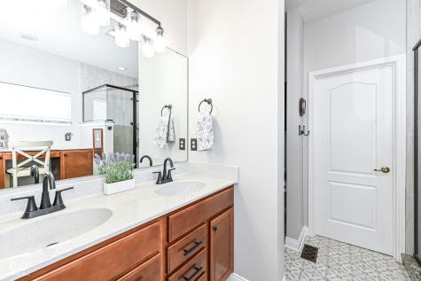 502 Elnora Lane Westfield IN 46074