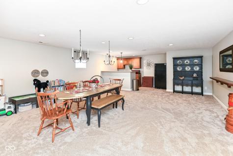502 Elnora Lane Westfield IN 46074