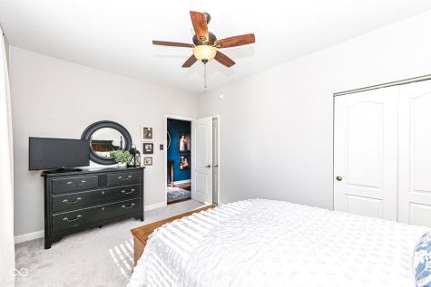 502 Elnora Lane Westfield IN 46074
