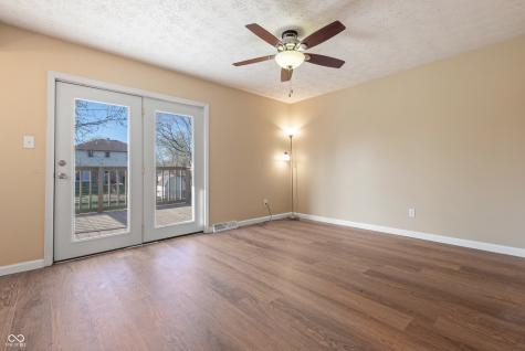 745 W Banta Road Indianapolis IN 46217