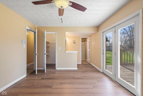 745 W Banta Road Indianapolis IN 46217
