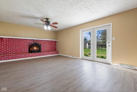 745 W Banta Road Indianapolis IN 46217
