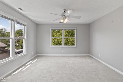 11226 Blackwalnut Point Indianapolis IN 46236