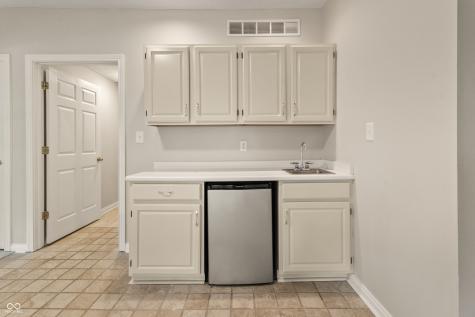 11226 Blackwalnut Point Indianapolis IN 46236