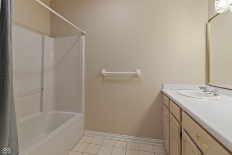 11226 Blackwalnut Point Indianapolis IN 46236